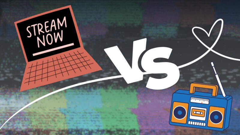 Radio vs streaming laptop, comparison between two music streaming options